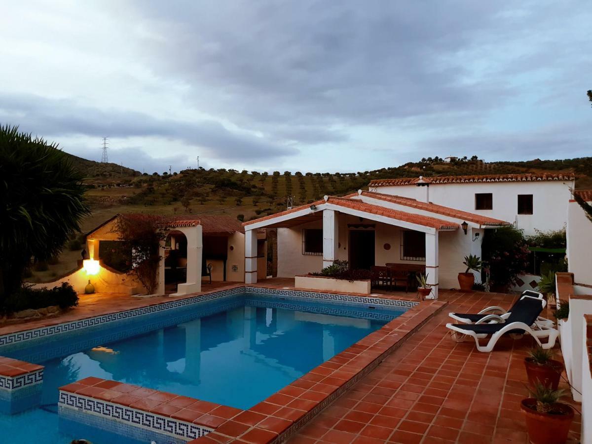 Gasthaus Casa Fuente De La Zorra Alora Exterior foto
